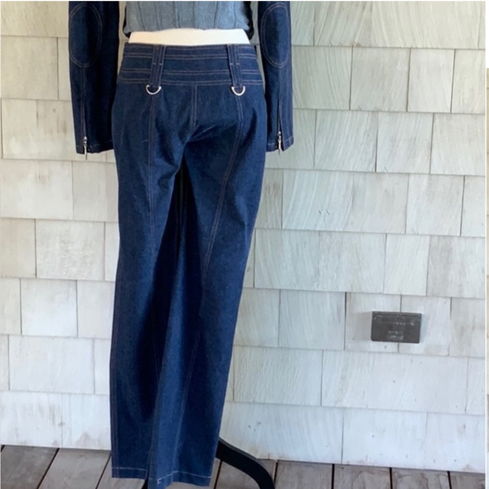 Classy Escada Jacket and Pants Set - Picture 5 of 13